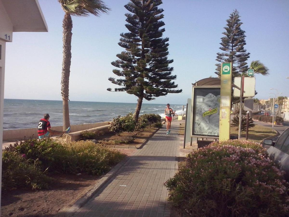 Apartamento Con Piscina Y Terraza A 50 Metros De La Playa โรเกตัสเดมาร์ ภายนอก รูปภาพ
