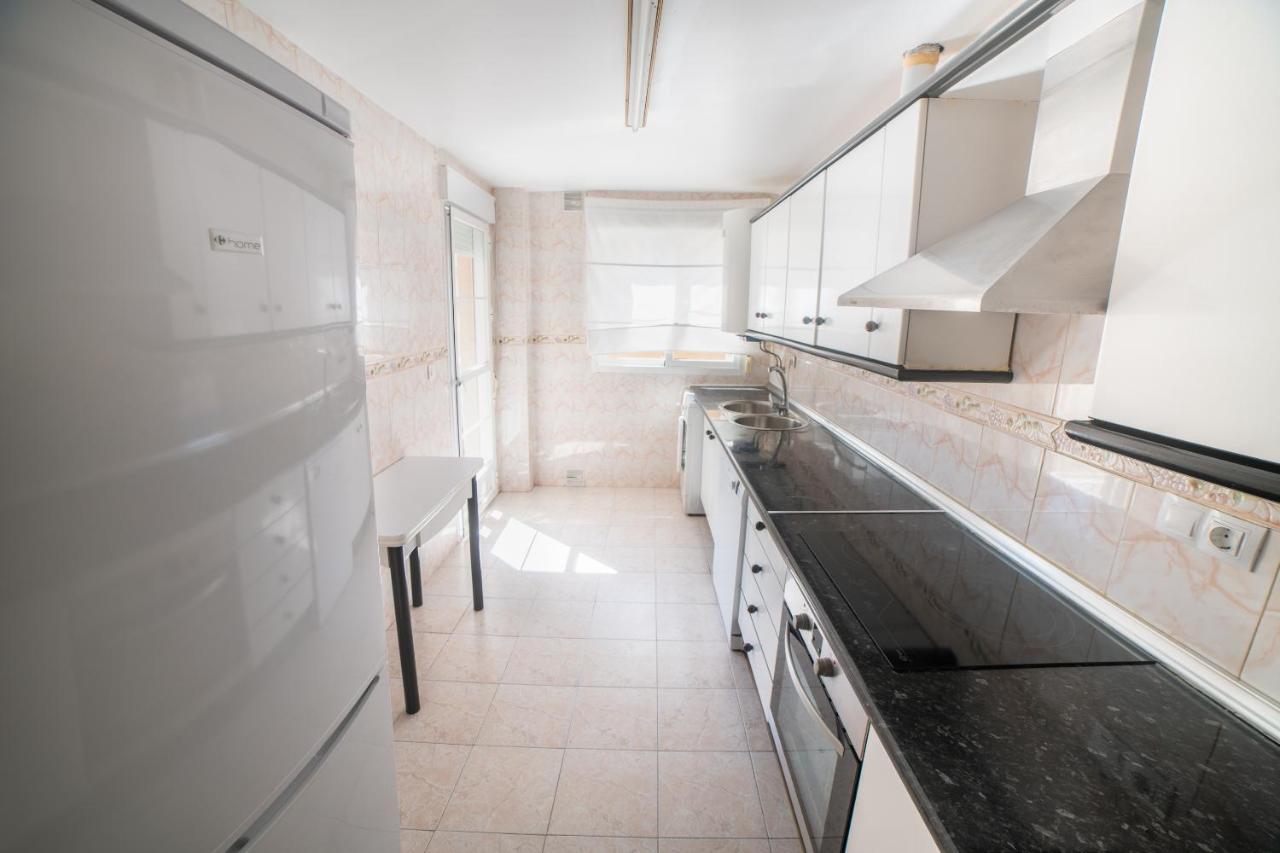 Apartamento Con Piscina Y Terraza A 50 Metros De La Playa โรเกตัสเดมาร์ ภายนอก รูปภาพ